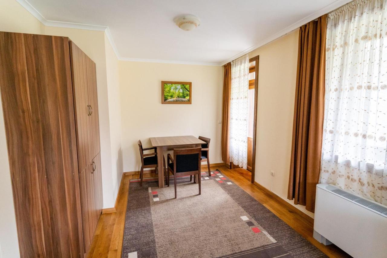 Hotel Rechen Rai Мелник Екстер'єр фото