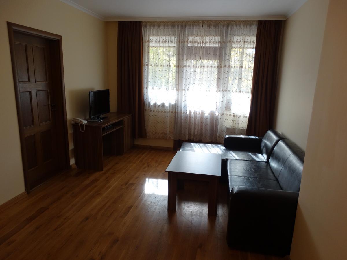 Hotel Rechen Rai Мелник Екстер'єр фото