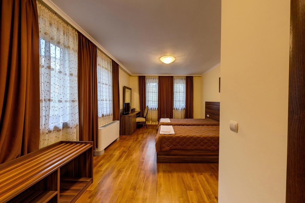 Hotel Rechen Rai Мелник Екстер'єр фото