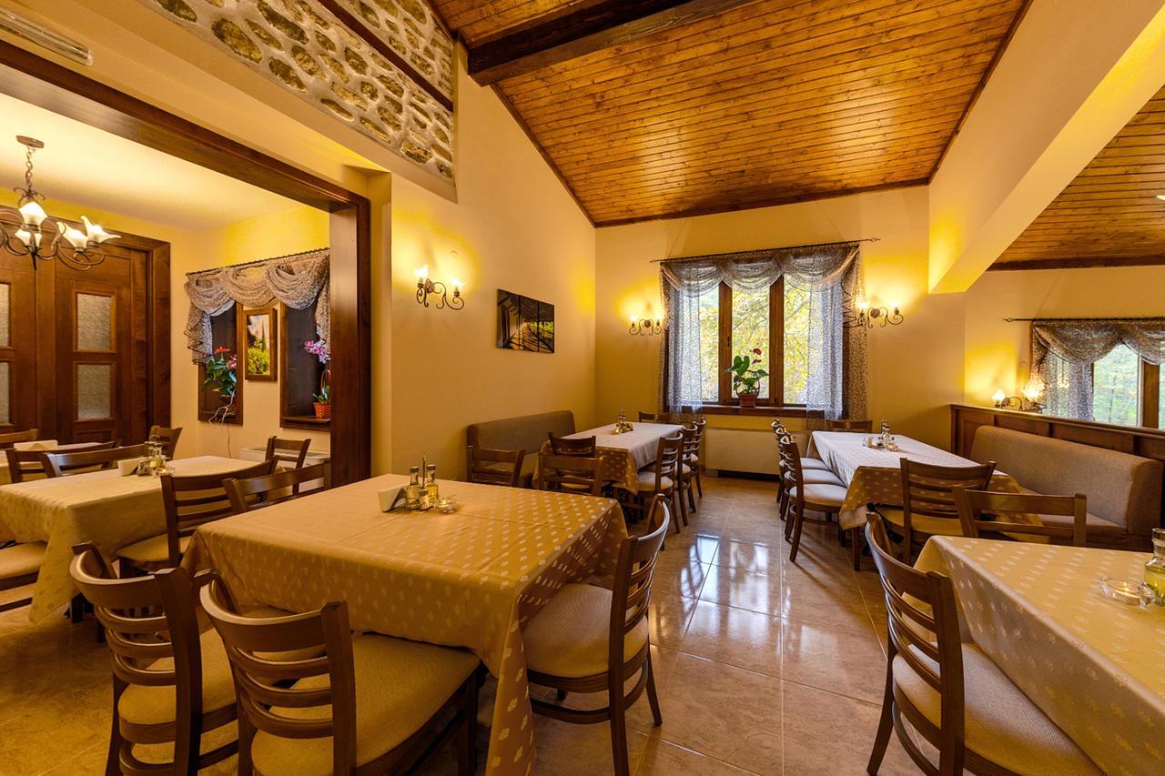 Hotel Rechen Rai Мелник Екстер'єр фото